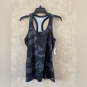 Amazon Essentials Sleeveless Scoop Neck Tank Top NWT Size XS